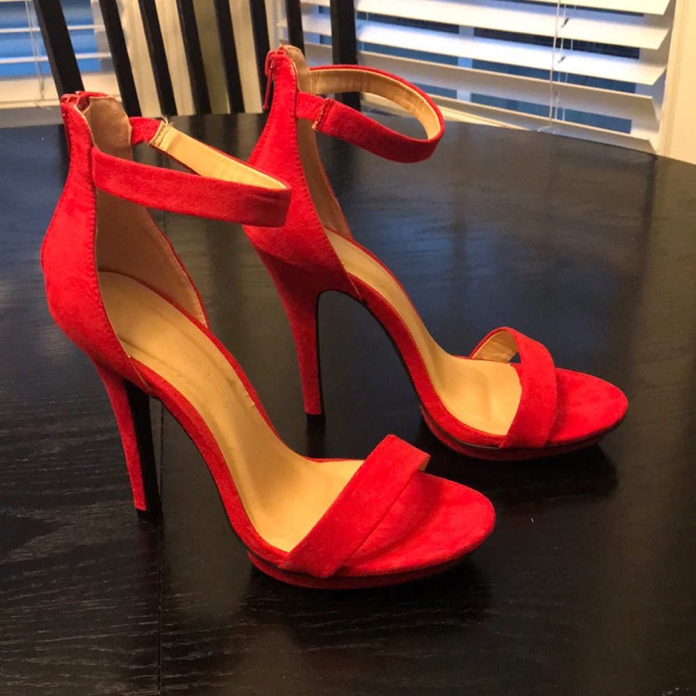 NWOT Red Suede Ankle Strap Heels Size 7.5